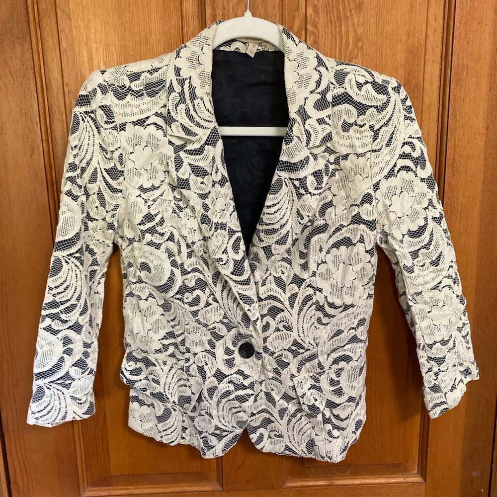 Lace blazer